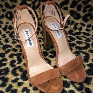 Steve Madden Carrson Suede Ankle Strap Heels Size 6M